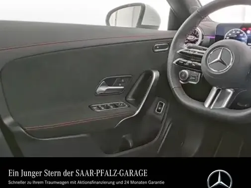 Mercedes-Benz CLA 180