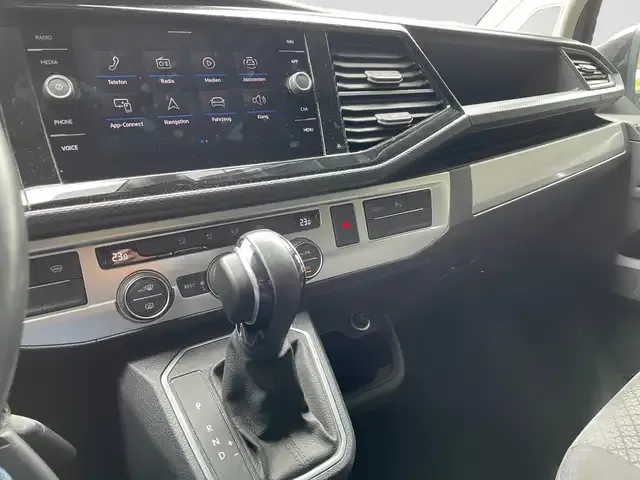 Volkswagen T6.1 California