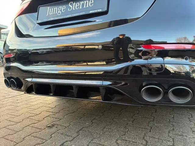 Mercedes-Benz C 43 AMG