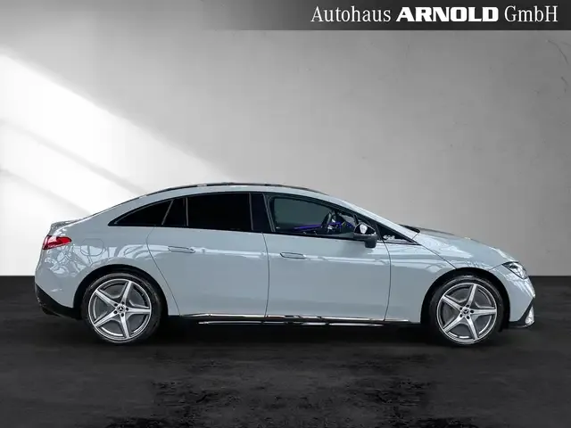 Mercedes-Benz EQE 500