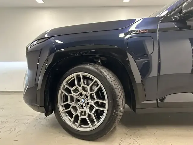 BMW XM