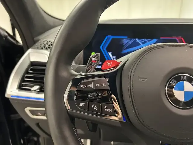 BMW XM