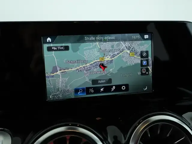 Mercedes-Benz GLB 220