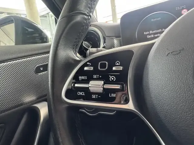 Mercedes-Benz A 220