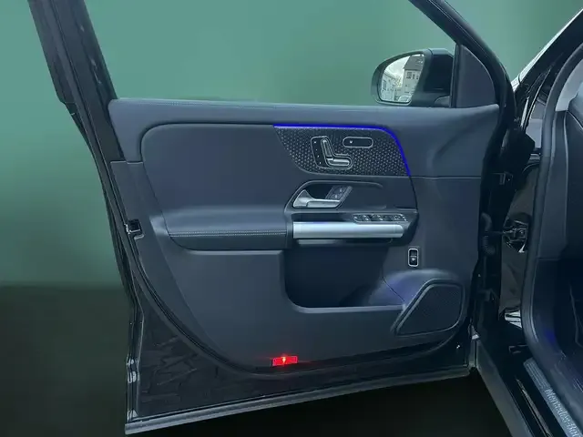 Mercedes-Benz GLA 180