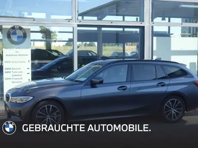 BMW 330