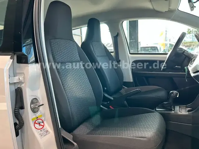 SEAT Mii