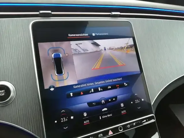 Mercedes-Benz EQE 43