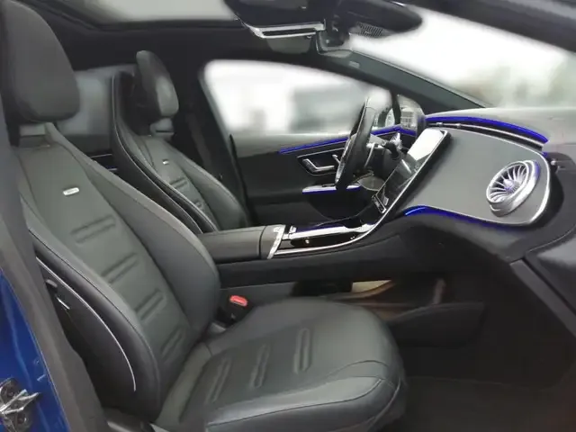 Mercedes-Benz EQE 43