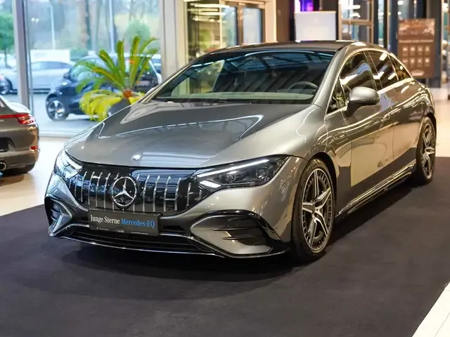 Mercedes-Benz EQE 43