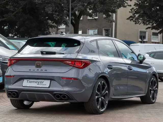 CUPRA Leon