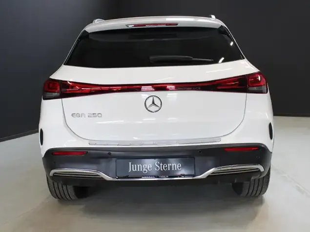 Mercedes-Benz EQA 250
