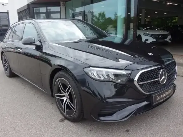 Mercedes-Benz E 220