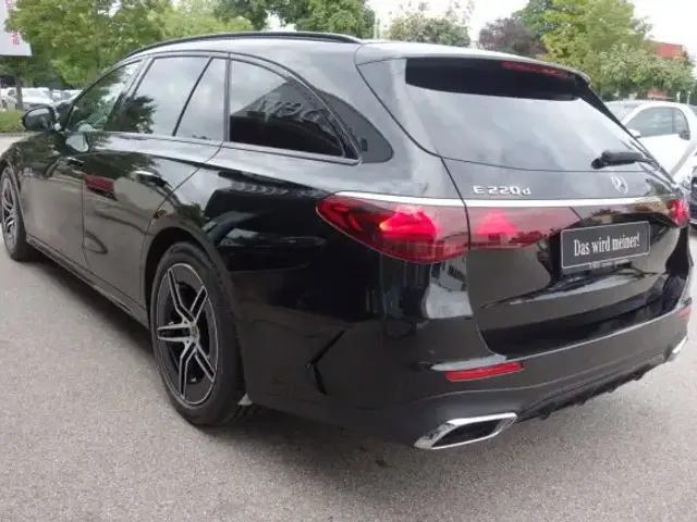Mercedes-Benz E 220