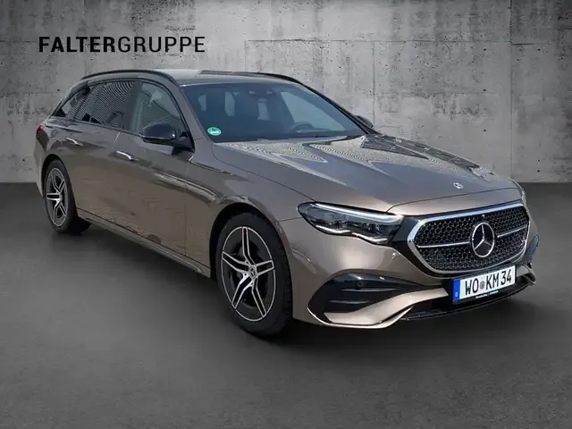 Mercedes-Benz E 220