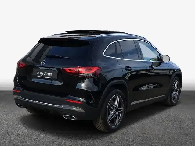 Mercedes-Benz GLA 250