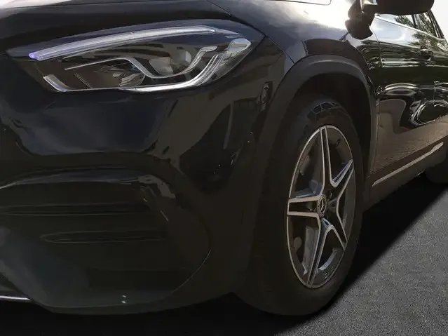 Mercedes-Benz GLA 250