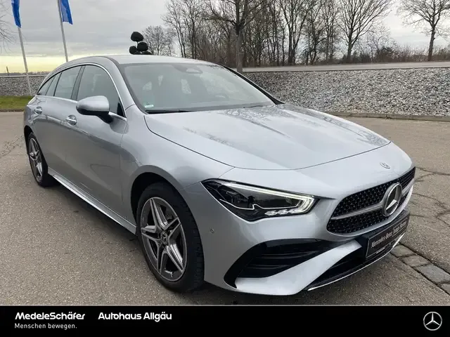 Mercedes-Benz CLA 250