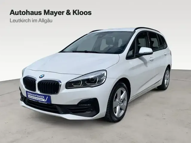 BMW 218