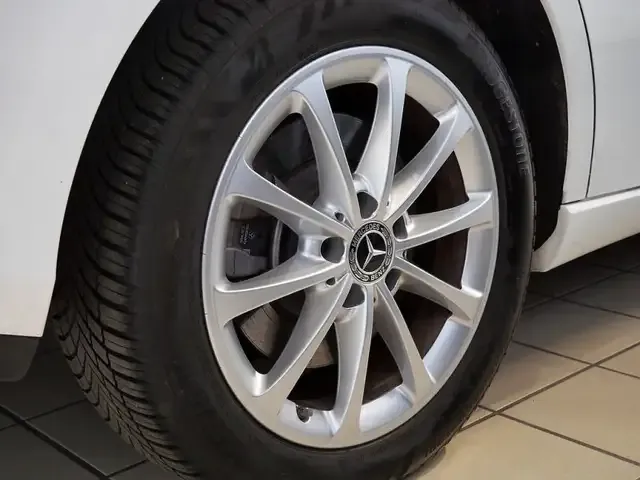 Mercedes-Benz B 250