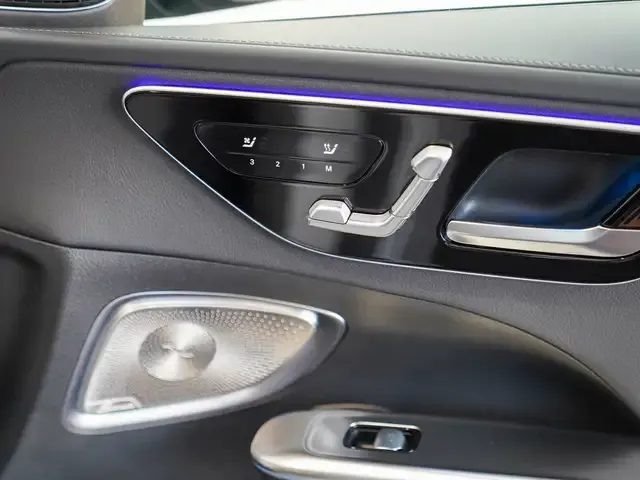 Mercedes-Benz C 400