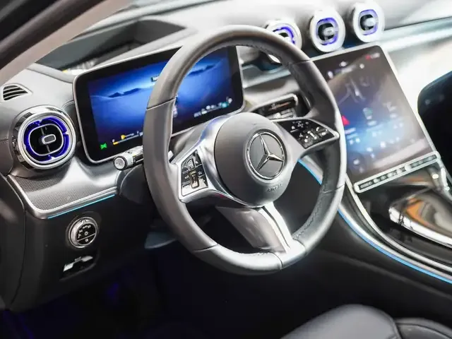 Mercedes-Benz C 400