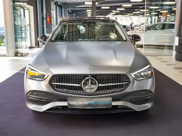 Mercedes-Benz C 400