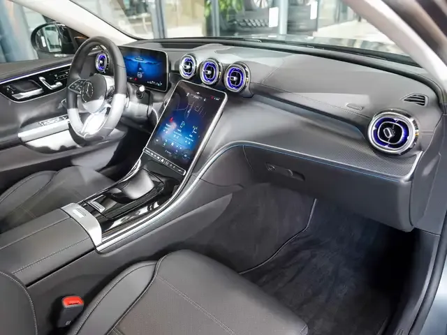 Mercedes-Benz C 400