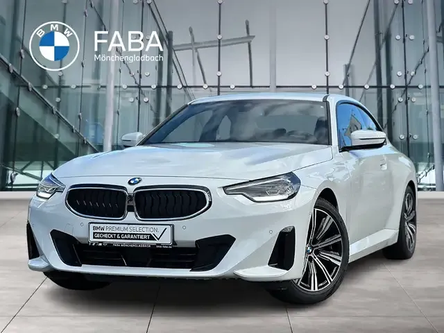 BMW 218