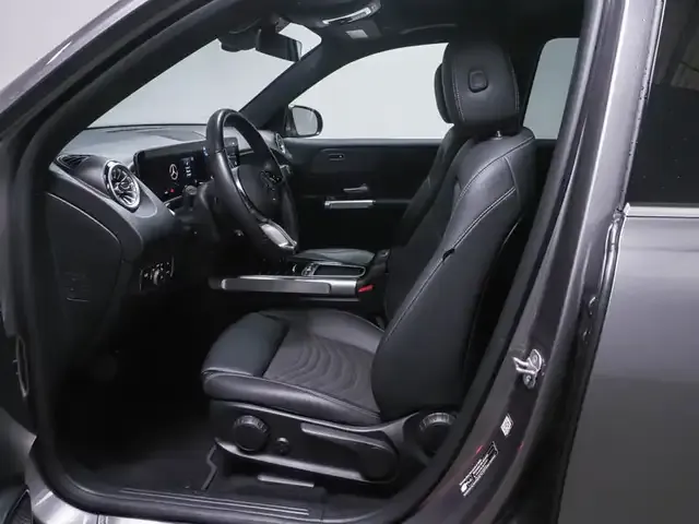 Mercedes-Benz EQB 300