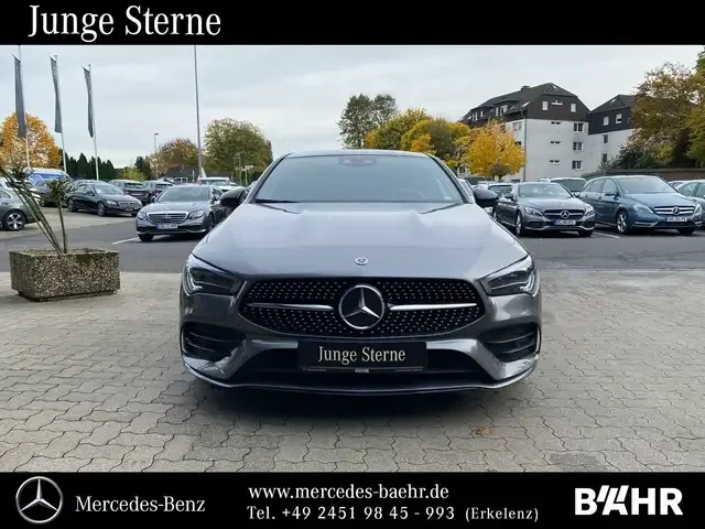 Mercedes-Benz CLA 200