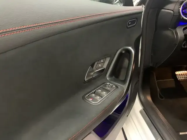 Mercedes-Benz CLA 45 AMG