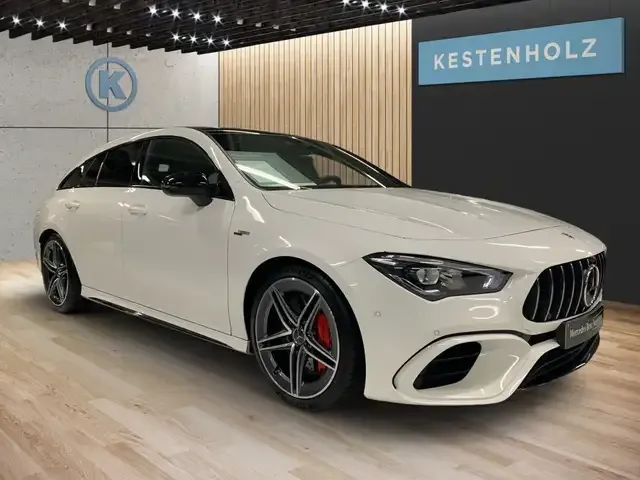 Mercedes-Benz CLA 45 AMG