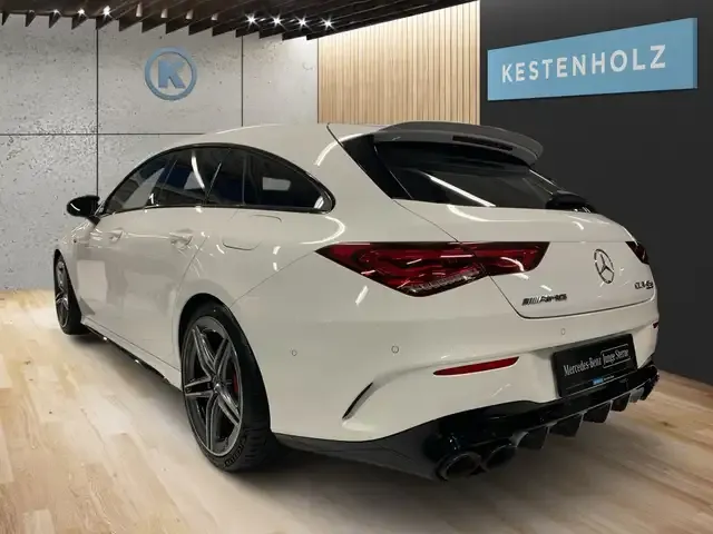 Mercedes-Benz CLA 45 AMG