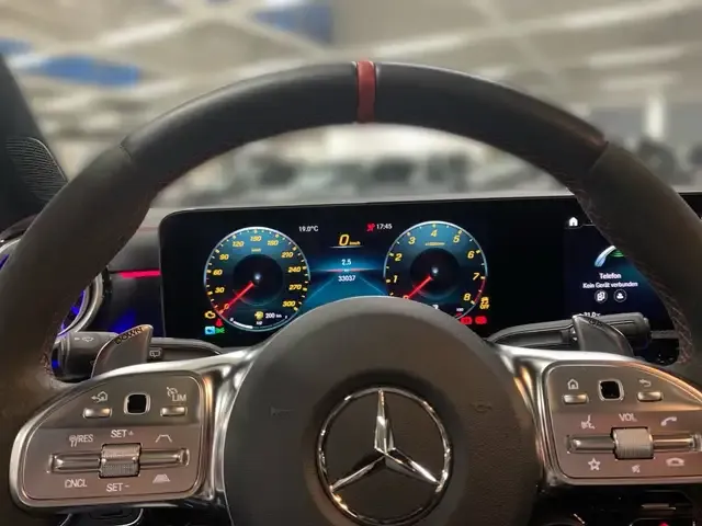 Mercedes-Benz CLA 45 AMG