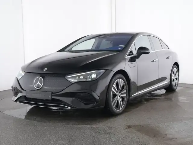 Mercedes-Benz EQE 300
