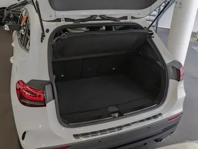 Mercedes-Benz GLA 180