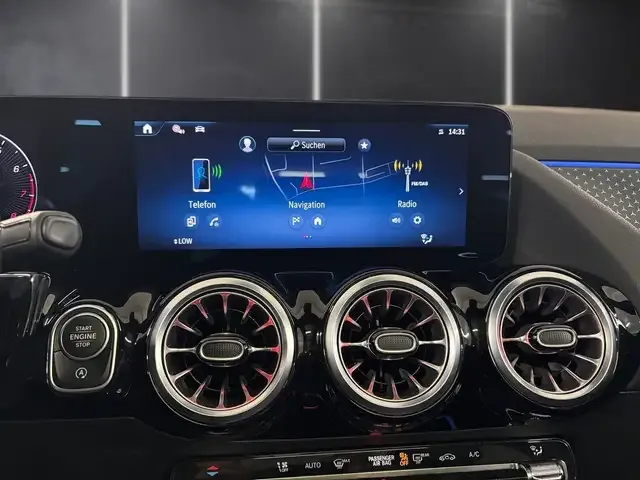 Mercedes-Benz GLA 180