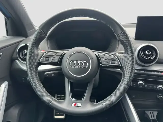 Audi SQ2