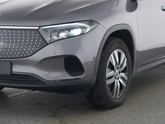 Mercedes-Benz EQA 300