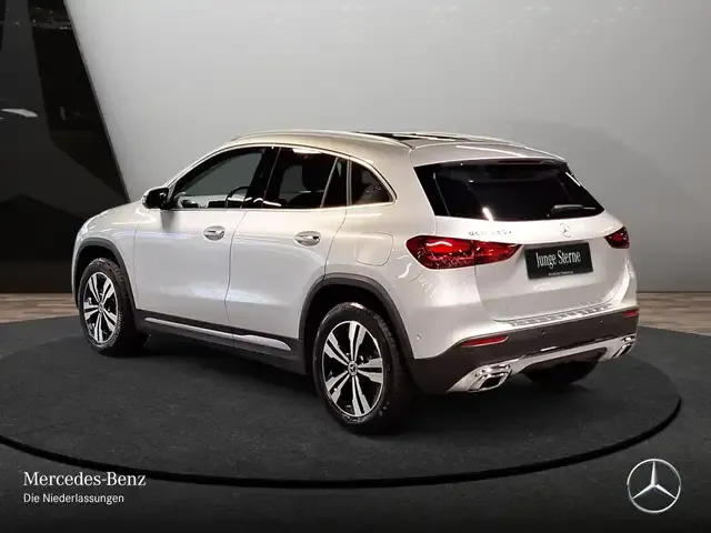 Mercedes-Benz GLA 250