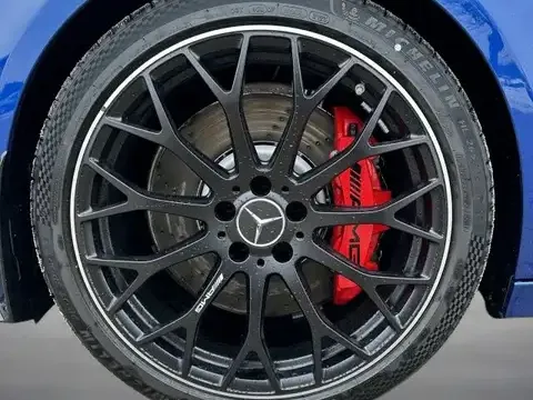 Mercedes-Benz C 63 AMG
