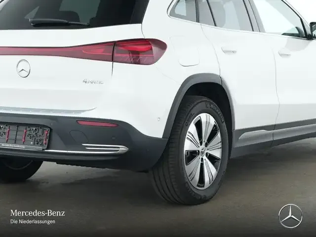 Mercedes-Benz EQA 300