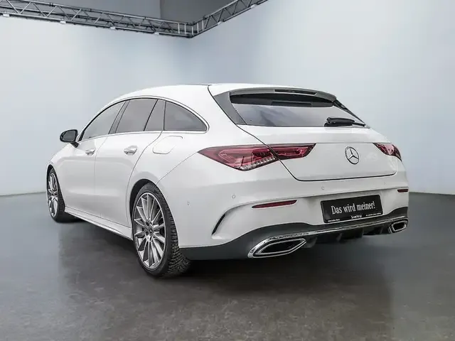 Mercedes-Benz CLA 200