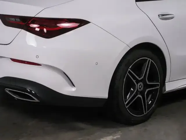 Mercedes-Benz CLA 180