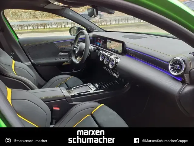 Mercedes-Benz A 45 AMG