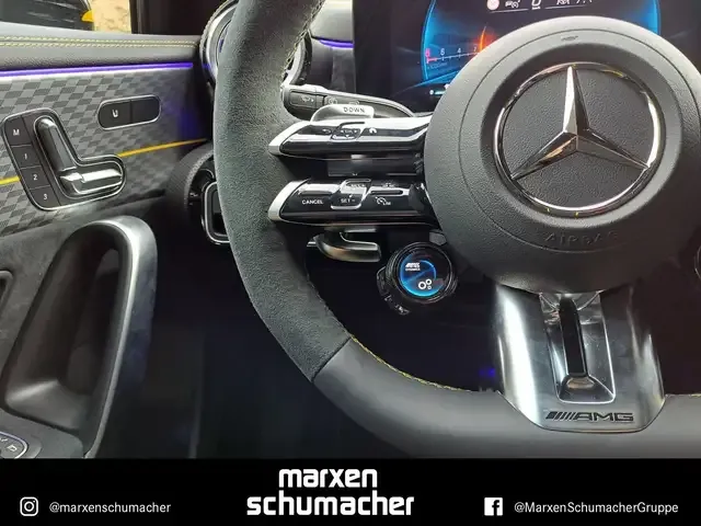 Mercedes-Benz A 45 AMG