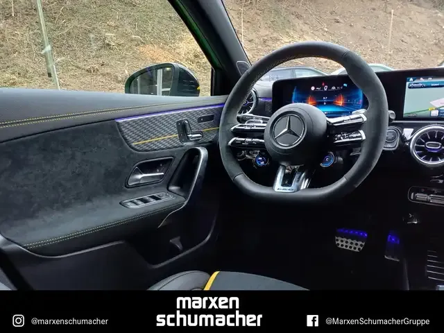 Mercedes-Benz A 45 AMG