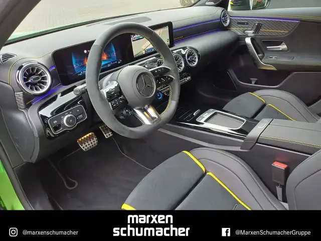Mercedes-Benz A 45 AMG