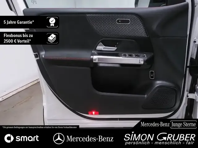 Mercedes-Benz EQB 300